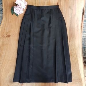 Vintage A Line Pleated Midi Skirt - Sz 2